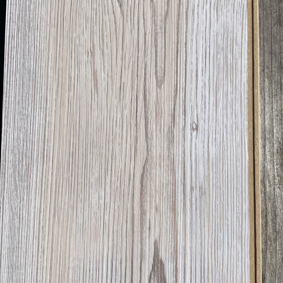 Kurk24 Cortex kurk klikvloer - Lariks Licht - PARTIJ 21m2