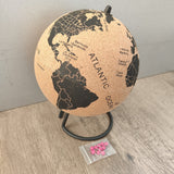 Kurk24 Kurk wereldbol met tekst - globe - diameter 20 cm.